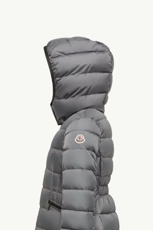  93L